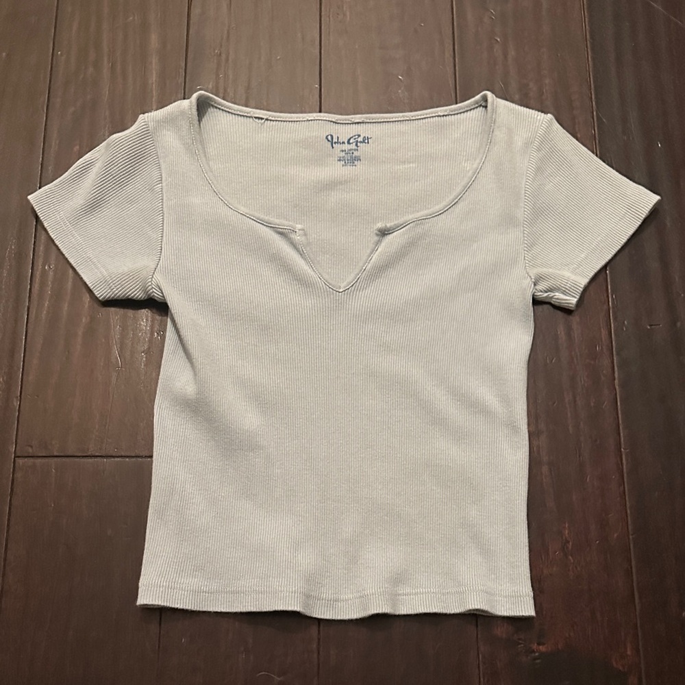 Brandy Melville Light Gray Short Sleeve Top